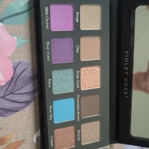 Violet Ross Eyeshadow Palette